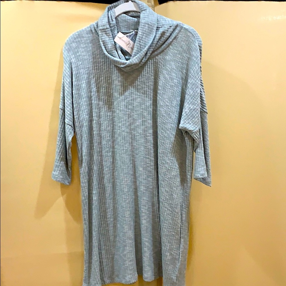 Tunic cowl neck, periwinkle.